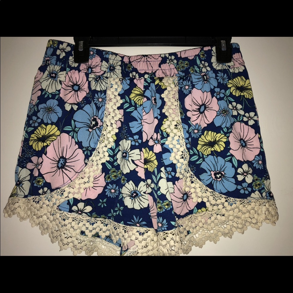 Floral print shorts